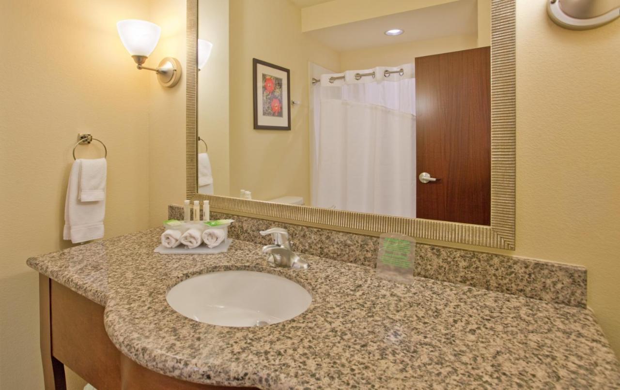 Holiday Inn Express & Suites Gallup East By Ihg Eksteriør bilde